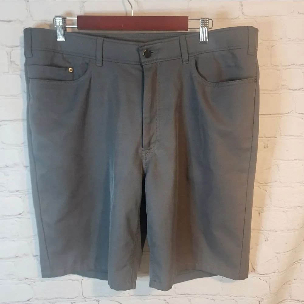 Men's Haggar Golf "Cool 18" Gray Golf Shorts, Size 38